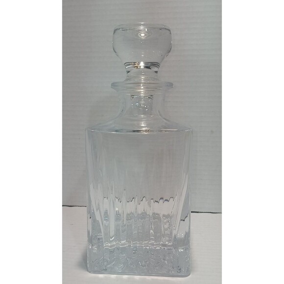 Cristal de France Crystal  Decanter w/ Stopper - Picture 2 of 9